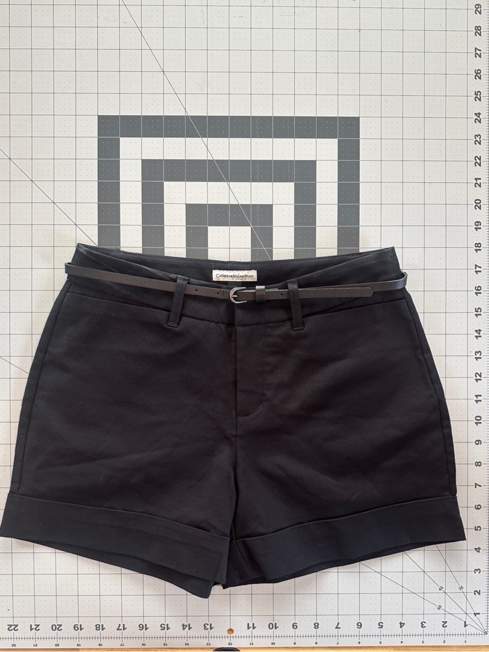 Catherine Malandrino Black Cuffed Shorts with Slim Belt